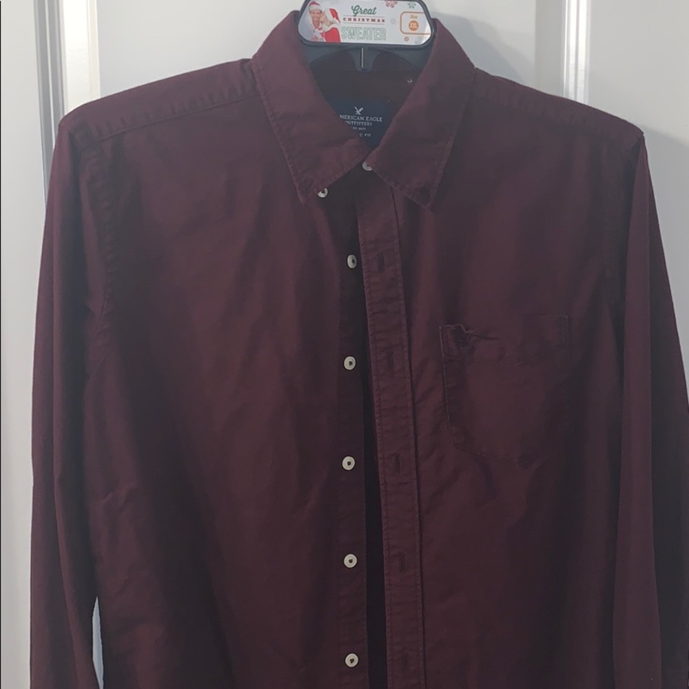 Men’s American Eagle Button Down